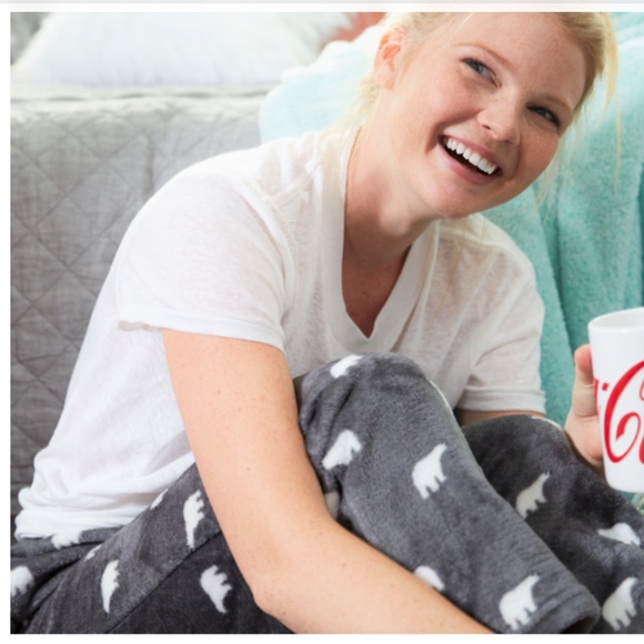 Coca Cola Polar Bear Unisex Fleece Pants - Picture 2 of 13